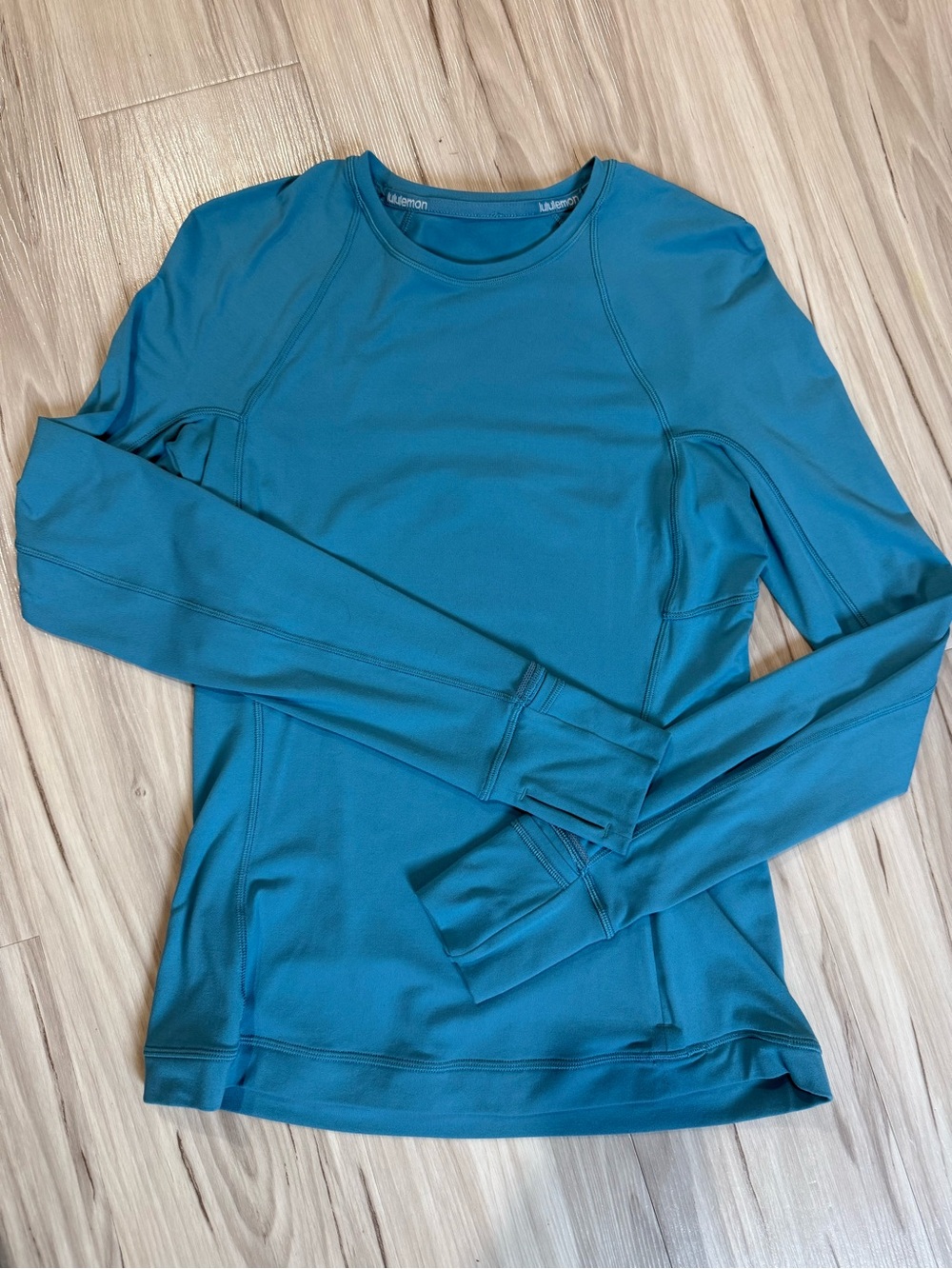 lululemon athletica Teal Rulu Long-Sleeve Crew Neck Top size 6